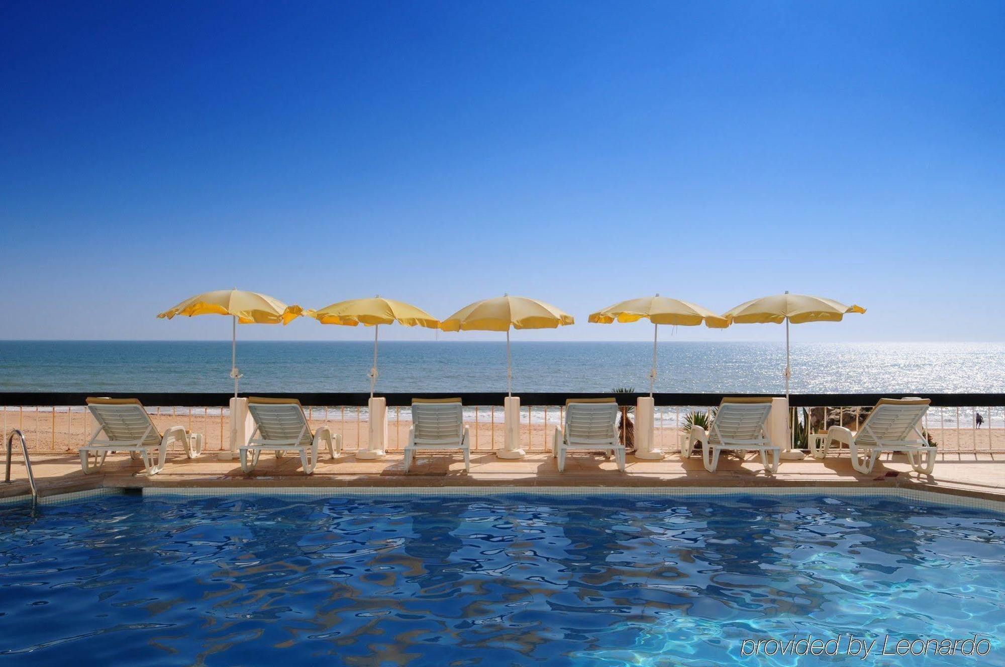 Armacao De Pera Villa Hedwiges Екстериор снимка